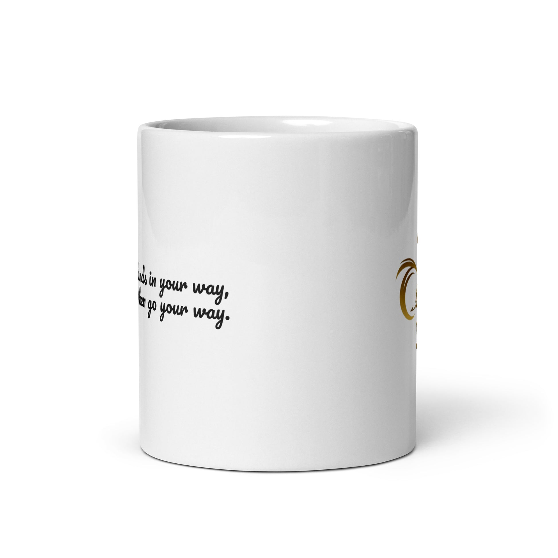 Weiße, glänzende Keramiktasse 325ml mit R36 Logo und Spruch, seitliche Ansicht